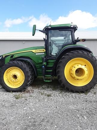 Image of John Deere 8R 370 equipment image 2
