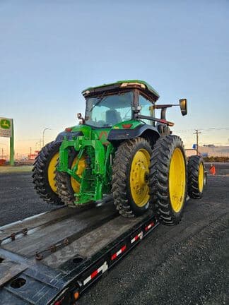 Image of John Deere 8R 370 equipment image 1