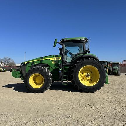 Image of John Deere 8R 370 equipment image 1