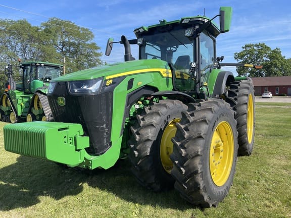 2021 John Deere 8R 370 Equipment Image0