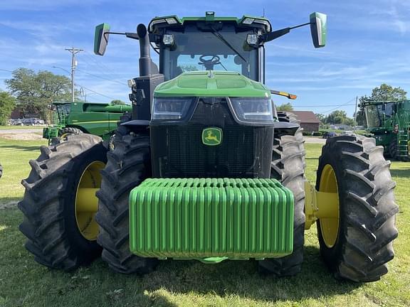 Image of John Deere 8R 370 equipment image 1