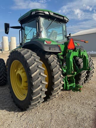 Image of John Deere 8R 370 equipment image 3