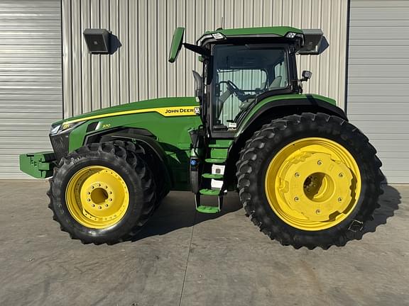 Image of John Deere 8R 370 equipment image 1