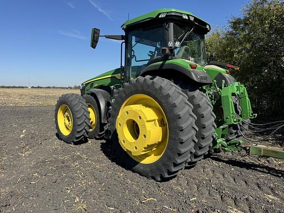 Image of John Deere 8R 370 equipment image 4