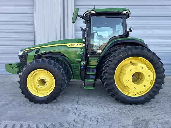 Image of John Deere 8R 370 Primary image