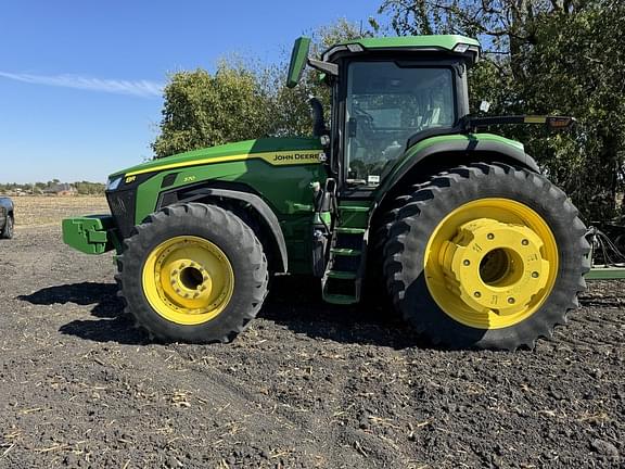 Image of John Deere 8R 370 Primary image