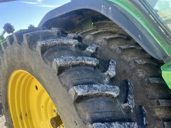 Image of John Deere 8R 370 equipment image 3