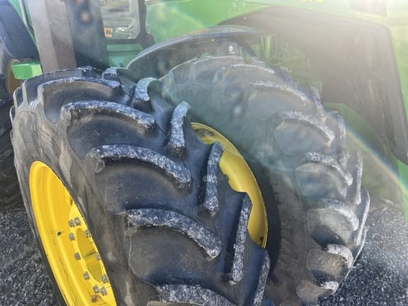 Image of John Deere 8R 370 equipment image 2