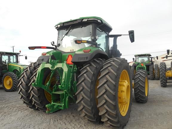 Image of John Deere 8R 370 equipment image 3