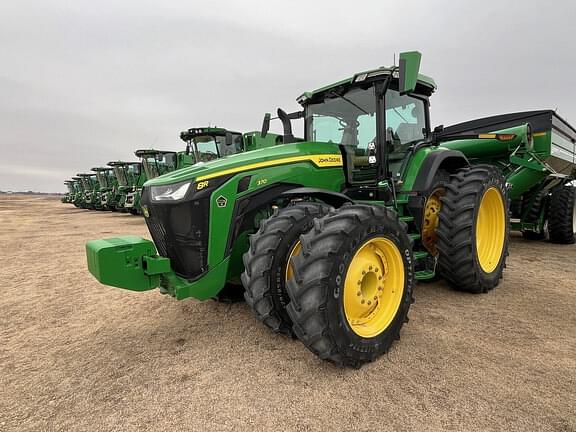 Image of John Deere 8R 370 equipment image 2