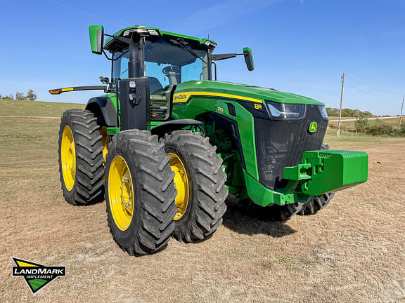 Image of John Deere 8R 370 equipment image 2