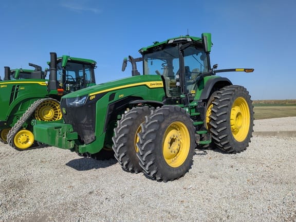 2021 John Deere 8R 370 Image