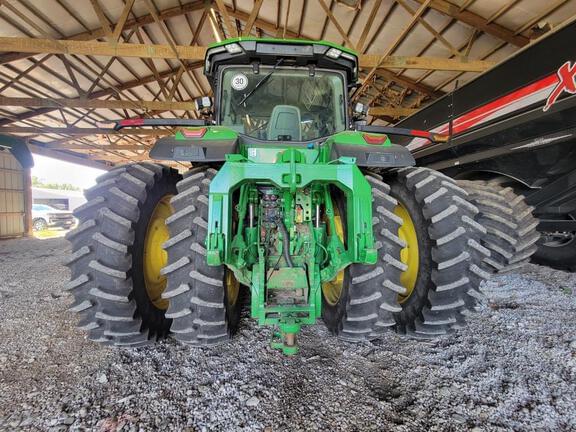 Image of John Deere 8R 370 equipment image 4