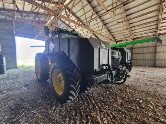 Image of John Deere 8R 370 equipment image 2