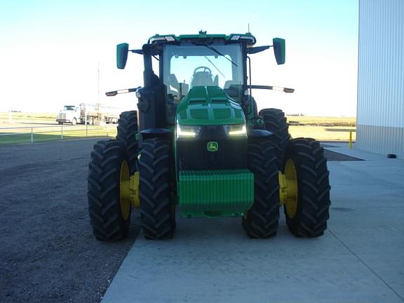 Image of John Deere 8R 370 equipment image 2