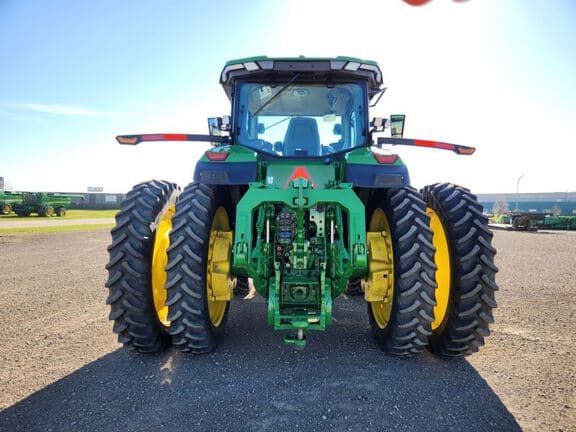 Image of John Deere 8R 370 equipment image 3