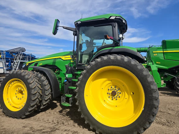 Image of John Deere 8R 370 equipment image 1