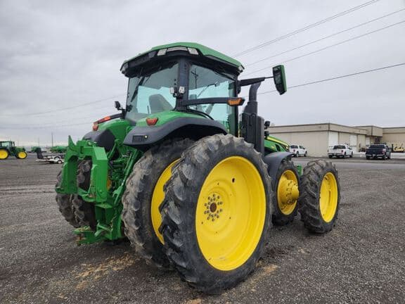 Image of John Deere 8R 370 equipment image 4