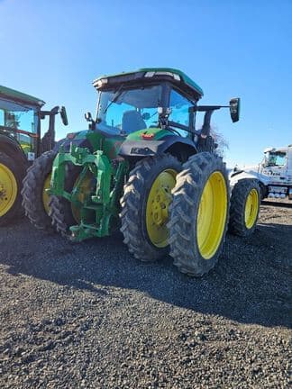 Image of John Deere 8R 370 equipment image 2