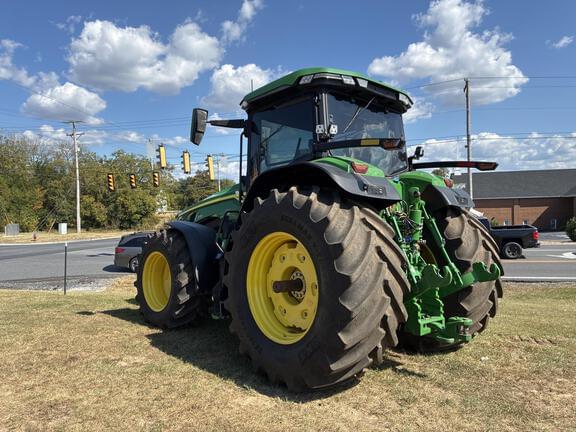 Image of John Deere 8R 370 equipment image 2