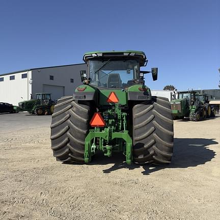 Image of John Deere 8R 370 equipment image 2