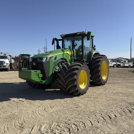 2021 John Deere 8R 370 Equipment Image0