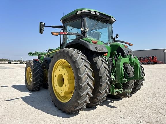 Image of John Deere 8R 370 equipment image 2