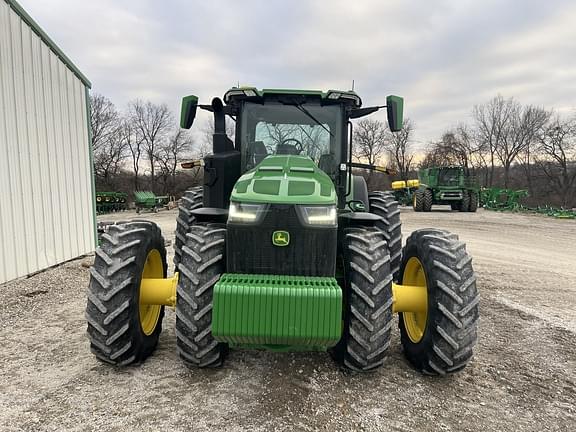 Image of John Deere 8R 370 equipment image 1