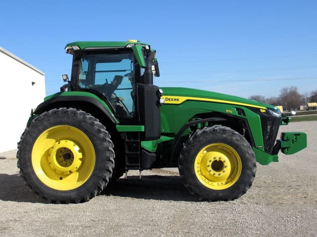 Image of John Deere 8R 370 equipment image 3