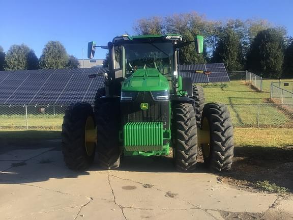 Image of John Deere 8R 370 equipment image 2