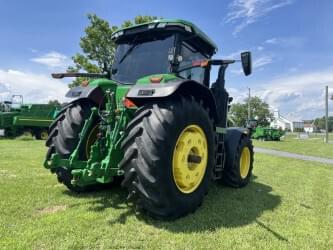 Image of John Deere 8R 370 equipment image 2