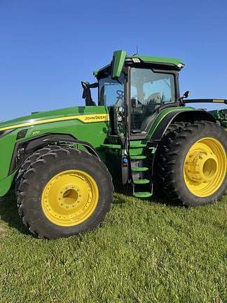 Image of John Deere 8R 370 equipment image 1