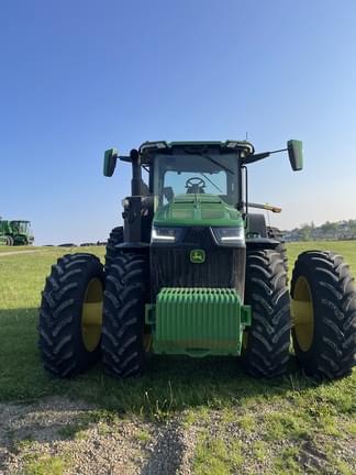 Main image John Deere 8R 370