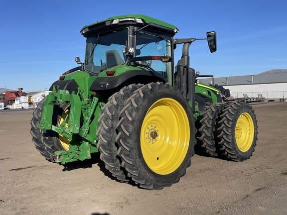 Image of John Deere 8R 370 equipment image 4