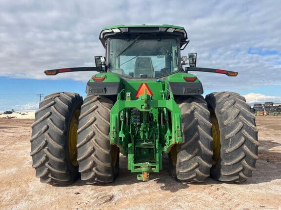 Image of John Deere 8R 370 equipment image 3