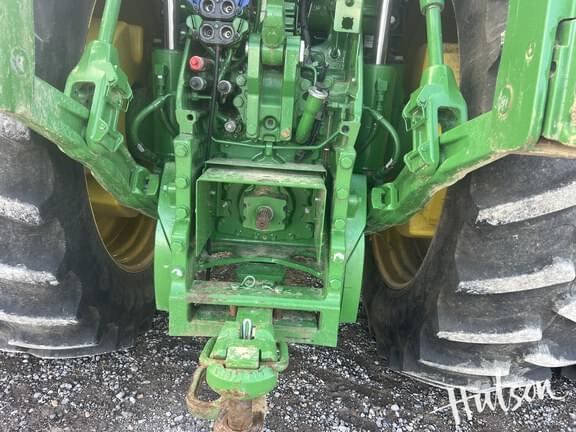 Image of John Deere 8R 370 equipment image 4