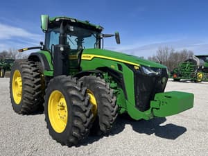2021 John Deere 8R 370 Image
