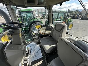 Main image John Deere 8R 370 8