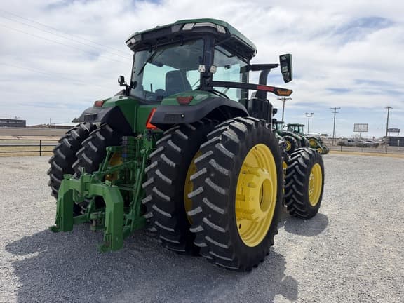 Image of John Deere 8R 370 equipment image 4