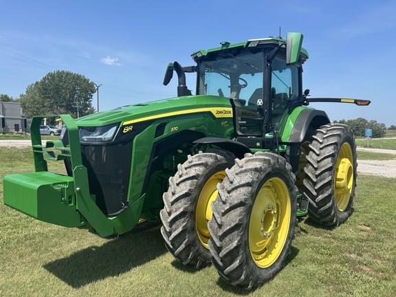 Image of John Deere 8R 370 Primary image