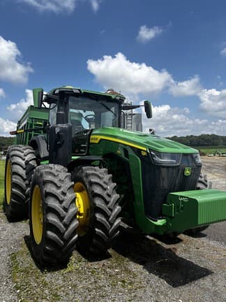 Image of John Deere 8R 370 equipment image 1