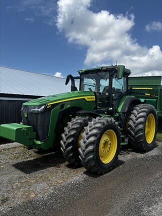 2021 John Deere 8R 370 Equipment Image0