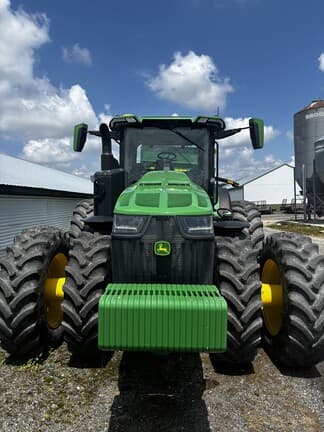 Image of John Deere 8R 370 equipment image 4
