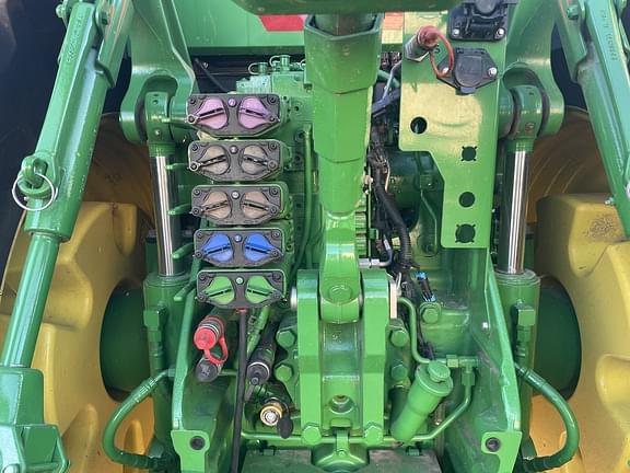 Image of John Deere 8R 370 equipment image 3