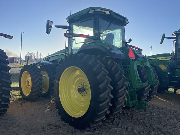 Image of John Deere 8R 370 equipment image 1