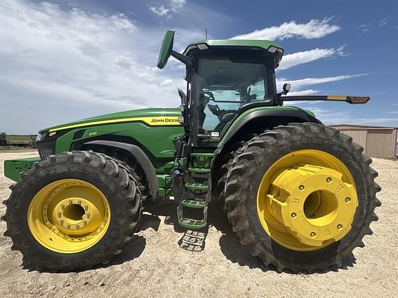 Image of John Deere 8R 370 Primary image