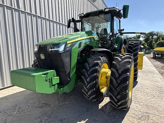 Image of John Deere 8R 370 equipment image 3