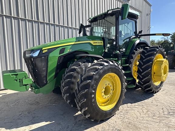 Image of John Deere 8R 370 equipment image 2
