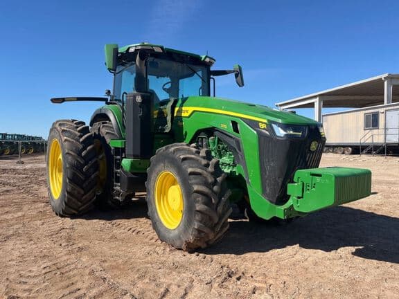 Image of John Deere 8R 370 Primary image