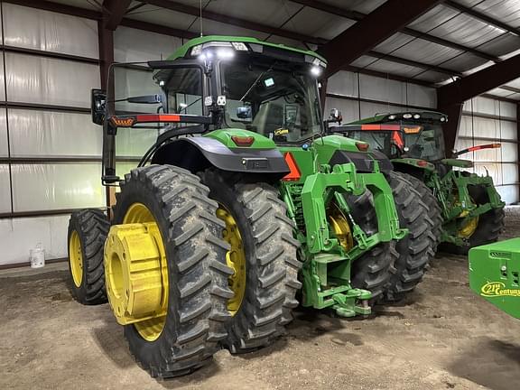 Image of John Deere 8R 370 equipment image 4